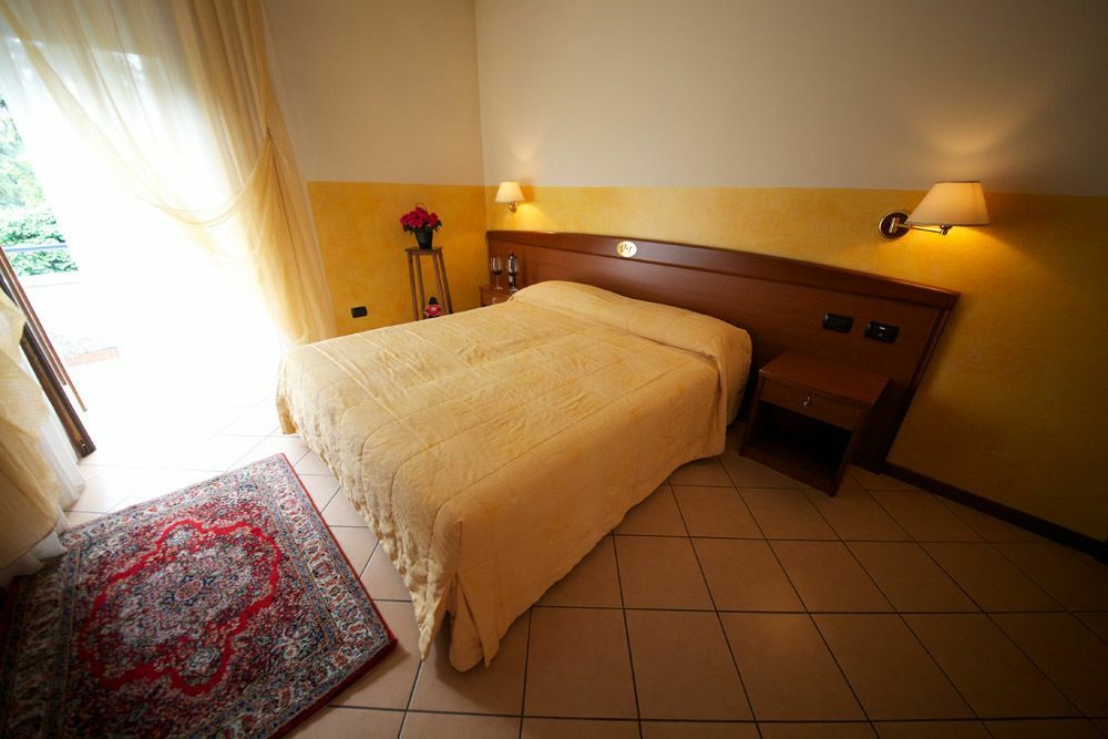 Villa Terri Verona Ngoại thất bức ảnh